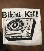 Camiseta - Bikini Kill - Branca